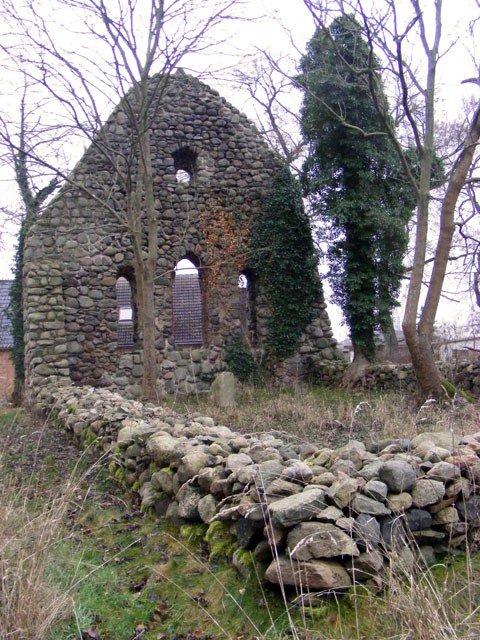 Kirchruine Ramelow